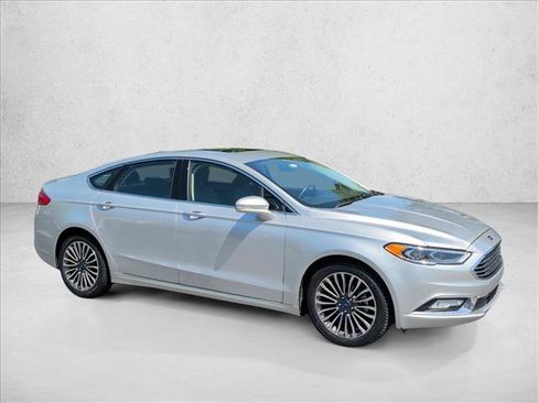 Used 2018 Ford Fusion Titanium AWD/4WD image 4
