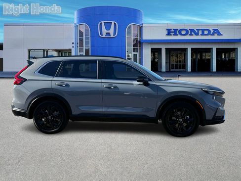 Certified 2025 Honda CR-V Sport Touring image 9