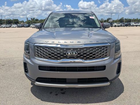 Used 2020 Kia Telluride LX FWD image 3