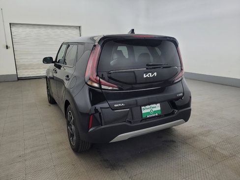 Used 2023 Kia Soul EX FWD image 6