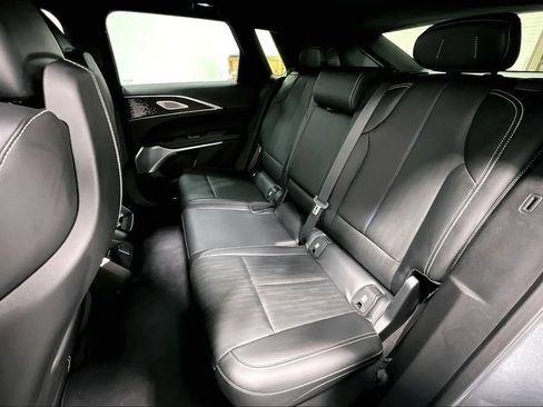 Used 2023 Cadillac Lyriq 2WD image 31