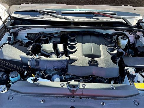Used 2023 Toyota 4Runner SR5 RWD image 29