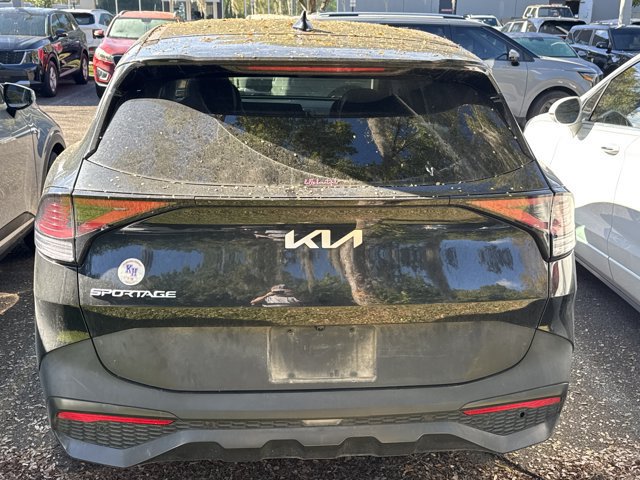 Used 2023 Kia Sportage LX FWD image 5