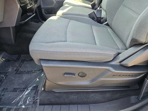 Used 2024 Ford F150 XLT RWD image 10