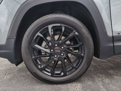 Used 2024 GMC Terrain SLE w/ Elevation Edition AWD/4WD image 11