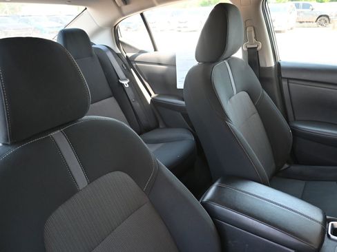 Used 2023 Nissan Sentra SV FWD image 27