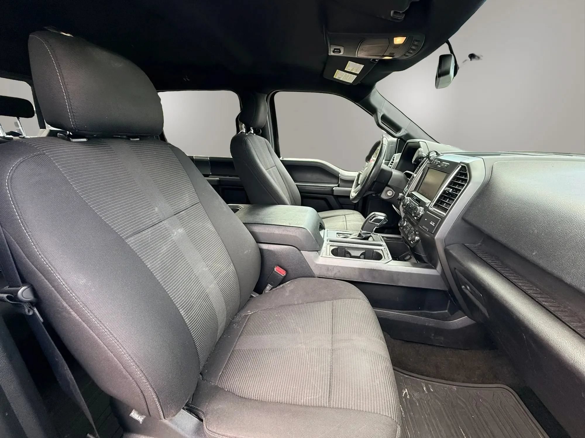 Used 2015 Ford F150 XLT w/ Equipment Group 302A Luxury AWD/4WD image 12