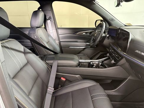 Used 2026 Chevrolet Traverse High Country w/ LPO, Floor Liner Package image 15