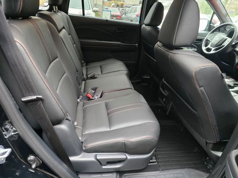 Used 2023 Honda Passport TrailSport image 14