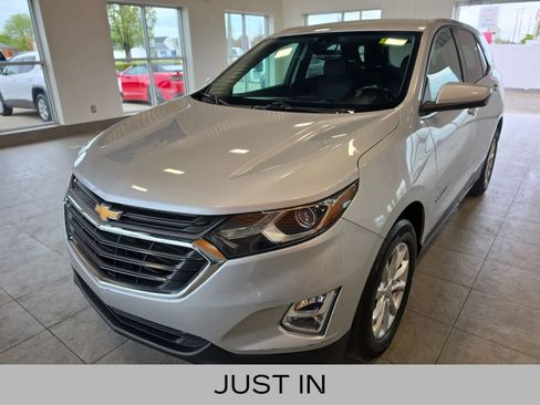 Used 2020 Chevrolet Equinox LT w/ Driver Convenience Package FWD image 1