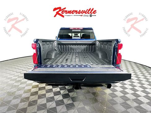 Used 2022 Chevrolet Silverado 2500 High Country image 30