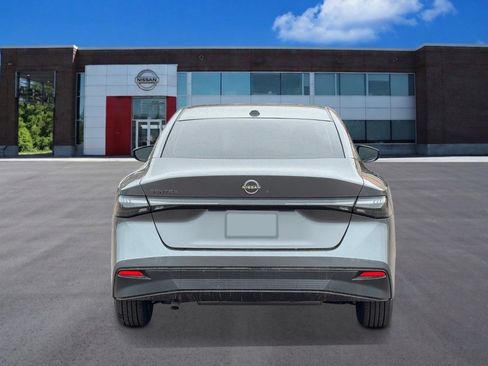 New 2026 Nissan Sentra SV FWD image 4