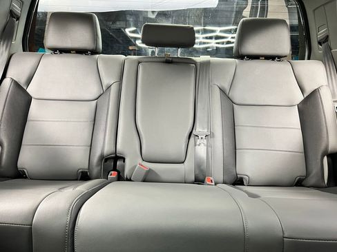 Used 2019 Toyota Tundra Limited AWD/4WD image 16
