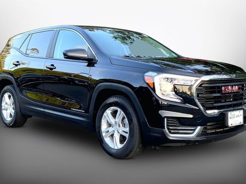 Used 2023 GMC Terrain SLE FWD image 3