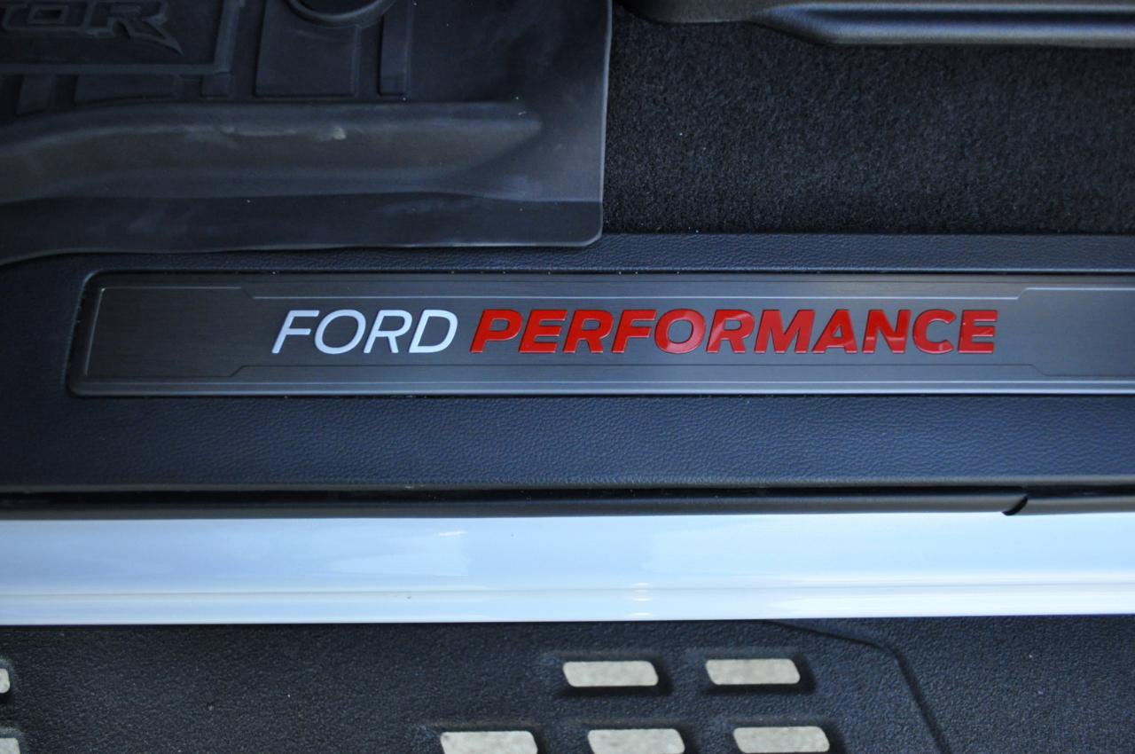 Used 2025 Ford F150 Raptor AWD/4WD image 11