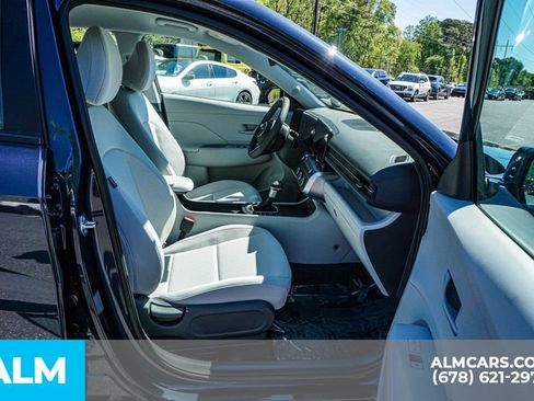 Used 2026 Hyundai Kona SE FWD image 23