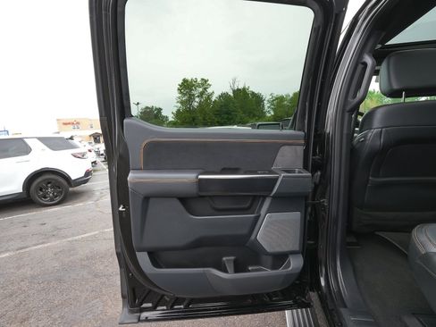Used 2023 Ford F150 Platinum AWD/4WD image 12