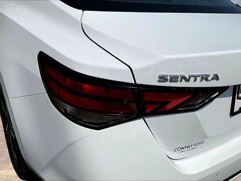 Used 2024 Nissan Sentra SV FWD image 25