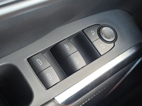 Used 2026 Chevrolet Traverse LT w/ Enhanced Driving Package AWD/4WD image 13