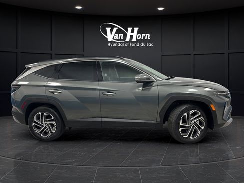Used 2026 Hyundai Tucson Limited AWD/4WD image 8