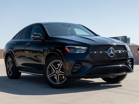 Used 2025 Mercedes-Benz GLE 450 4MATIC Coupe image 3