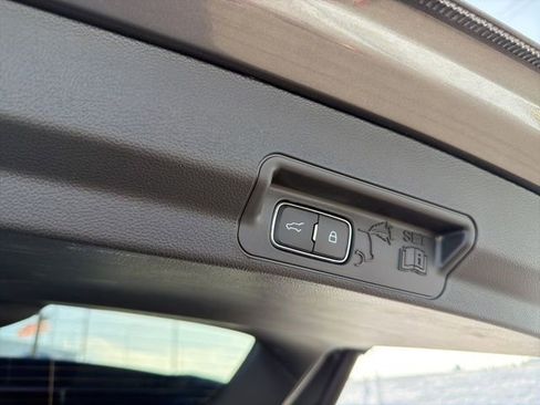 Used 2023 Ford Explorer XLT w/ Equipment Group 202A image 20