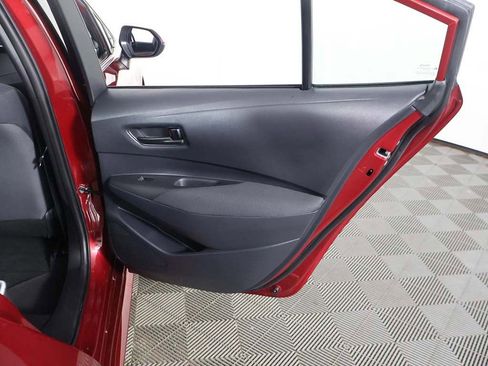 Used 2025 Toyota Corolla LE FWD image 22