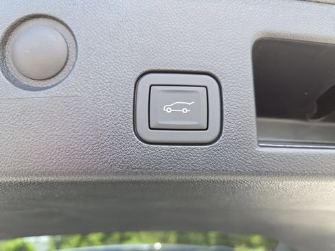 New 2026 GMC Terrain Elevation w/ Elevation Premium Package FWD image 21