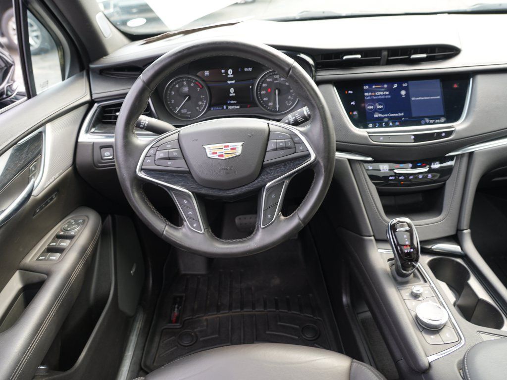 Used 2020 Cadillac XT5 Premium Luxury AWD/4WD image 21