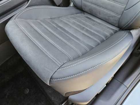 New 2026 Mitsubishi Outlander image 8