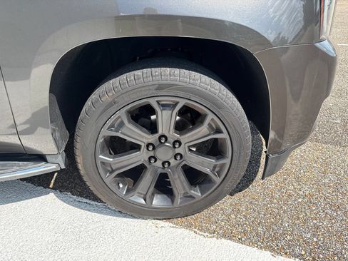 Used 2019 GMC Yukon XL SLT RWD image 7