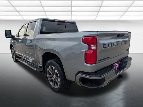 Used 2024 Chevrolet Silverado 1500 High Country w/ Max Trailering Package AWD/4WD image 2
