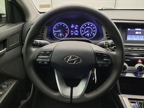 Used 2019 Hyundai Elantra SE w/ Cargo Package FWD image 22