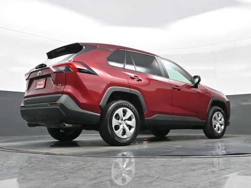 Used 2024 Toyota RAV4 LE image 29