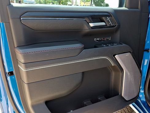 Used 2023 GMC Sierra 1500 AT4X AWD/4WD image 12
