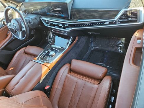 Used 2024 BMW X7 M60i w/ Executive Package image 22