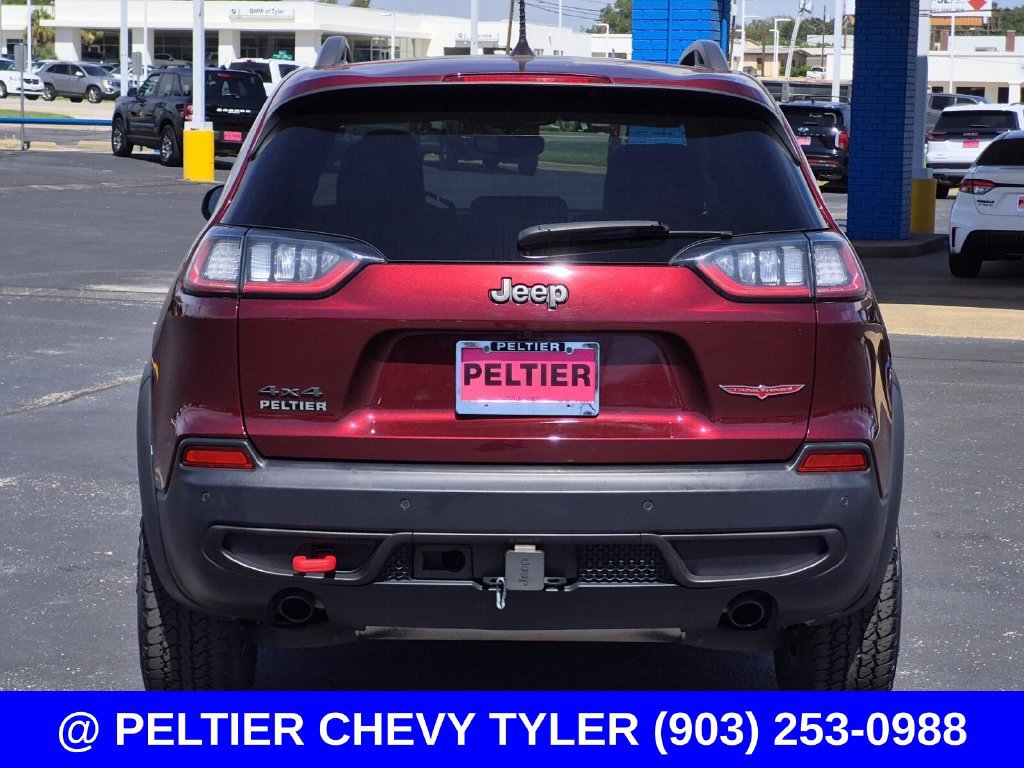 Used 2019 Jeep Cherokee Trailhawk w/ Cold Weather Group AWD/4WD image 5