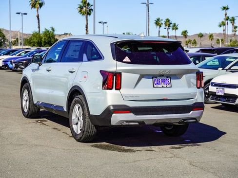 New 2026 Kia Sorento LX image 5