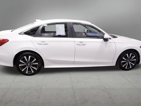 Certified 2024 Honda Civic EX image 7