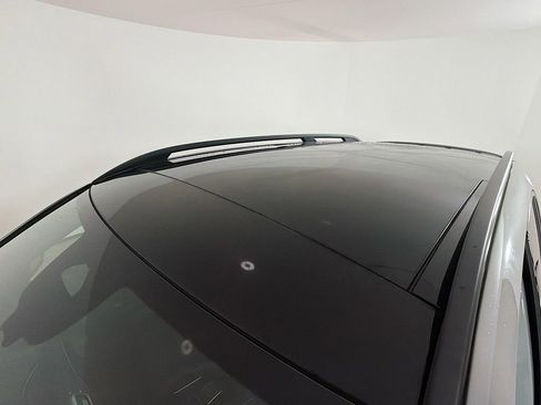 Used 2024 Mercedes-Benz GLE 450 4MATIC image 17