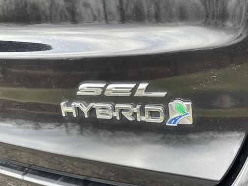 Used 2019 Ford Fusion SEL image 16