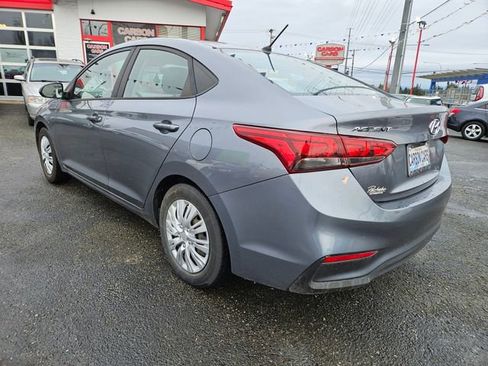 Used 2019 Hyundai Accent SE image 5