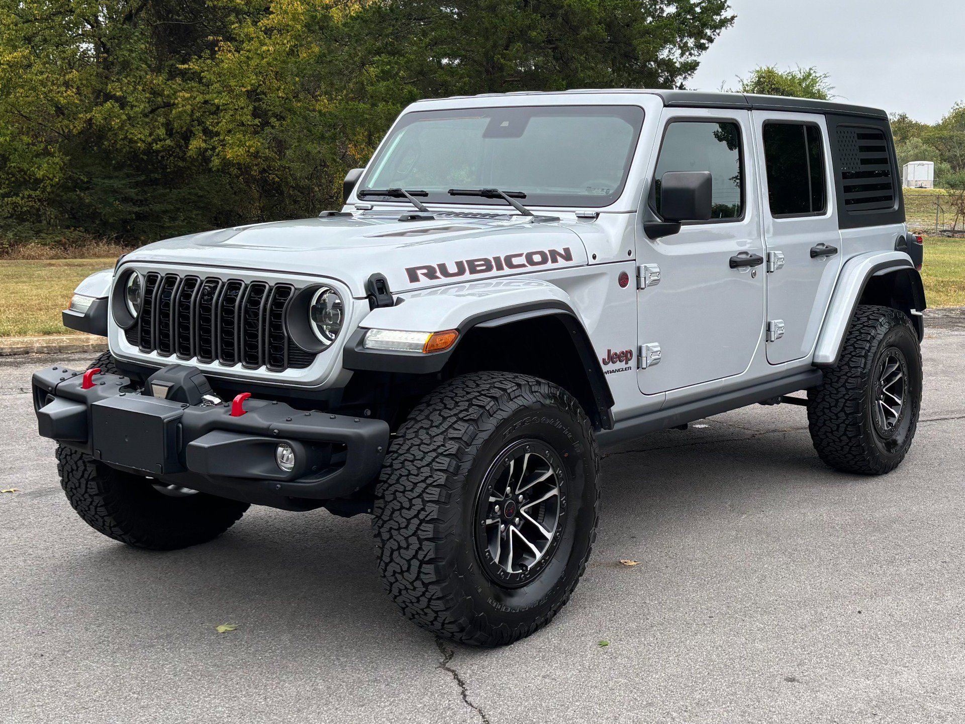 Used 2024 Jeep Wrangler Unlimited Rubicon AWD/4WD image 2