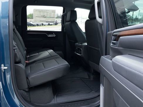 New 2026 GMC Sierra 2500 Denali w/ Technology Package AWD/4WD image 35