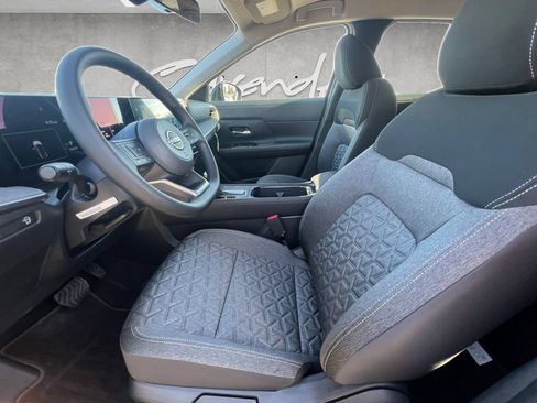 New 2026 Nissan Kicks SV w/ Cold Weather Package FWD image 20