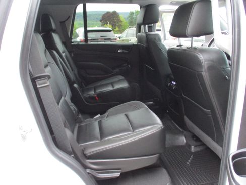 Used 2019 Chevrolet Tahoe LT w/ Off-Road Package AWD/4WD image 15