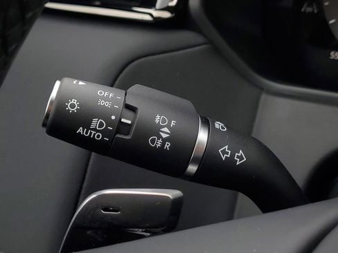 New 2026 Land Rover Range Rover Velar Dynamic SE image 17