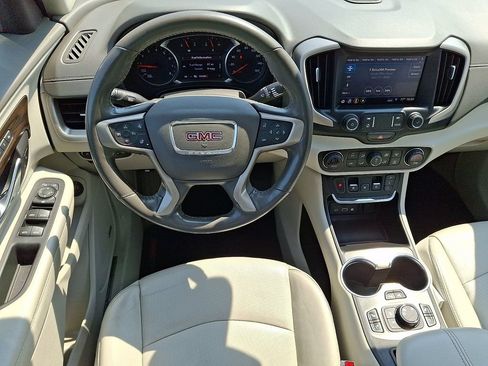 Used 2019 GMC Terrain Denali w/ Advanced Safety Package AWD/4WD image 11