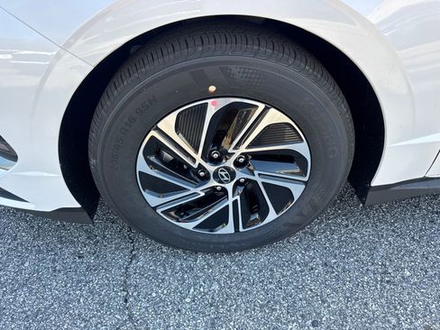 New 2026 Hyundai Sonata Blue FWD image 12