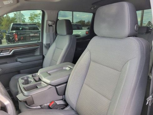 Used 2024 GMC Sierra 1500 Elevation image 12